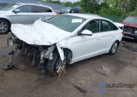 2017 Hyundai Sonata z USA, uszkodzony, nr VIN 5NPE24AF4HH527886